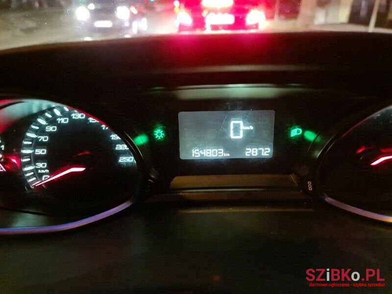 2014' Peugeot 308 photo #2