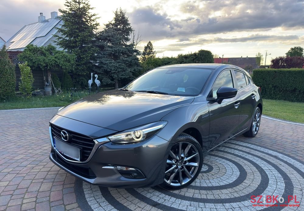 2017' Mazda 3 photo #1