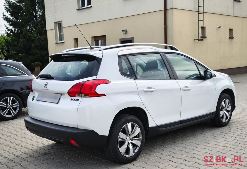 2013' Peugeot 2008 120 Vti Active photo #5