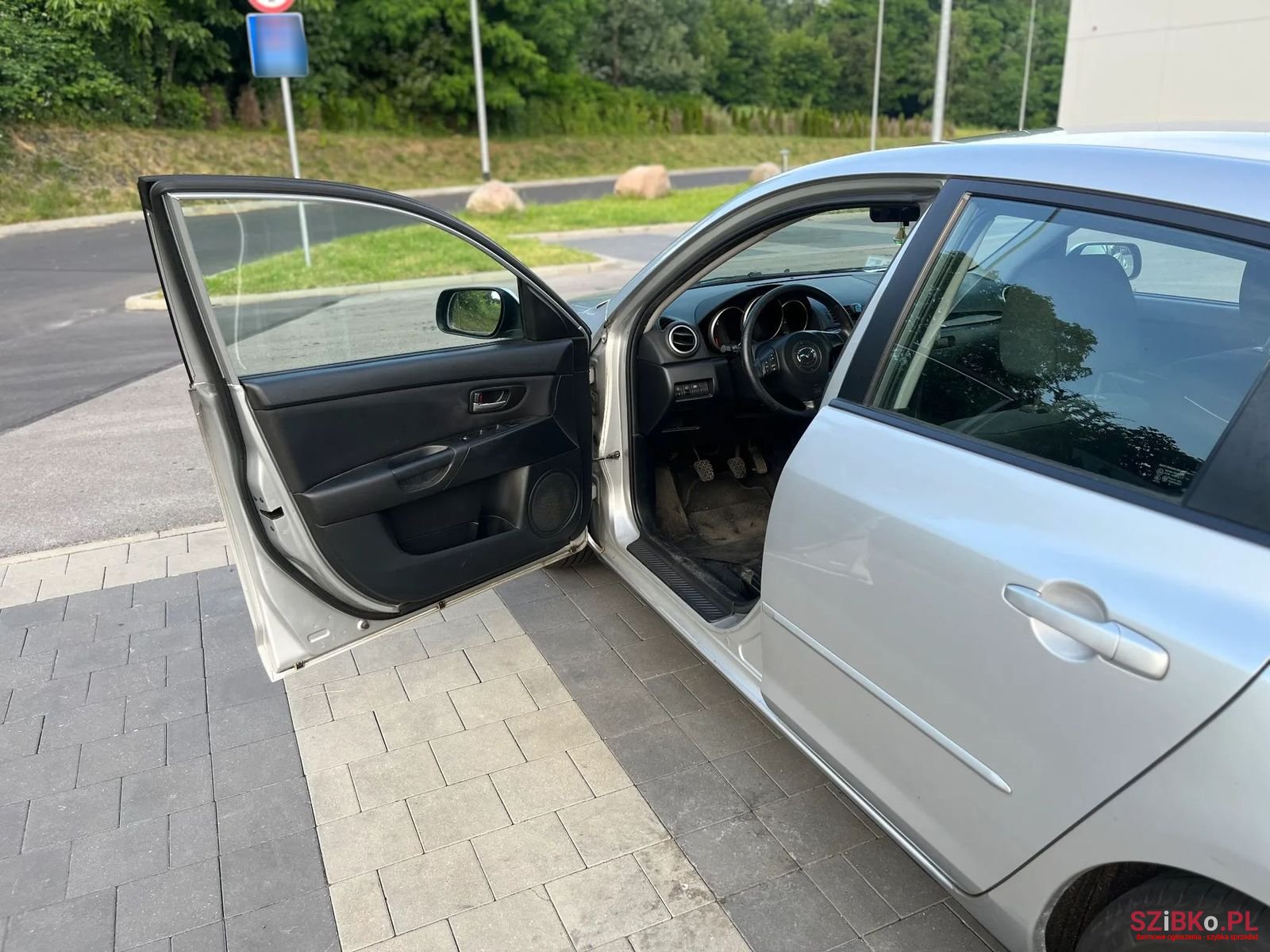 2006' Mazda 3 photo #6