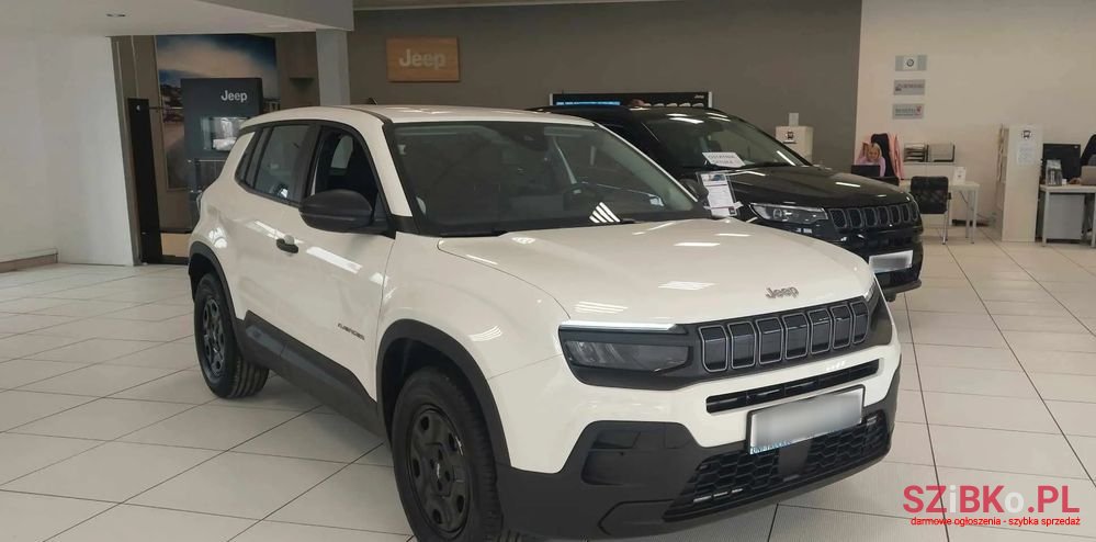 2023' Jeep Avenger photo #1