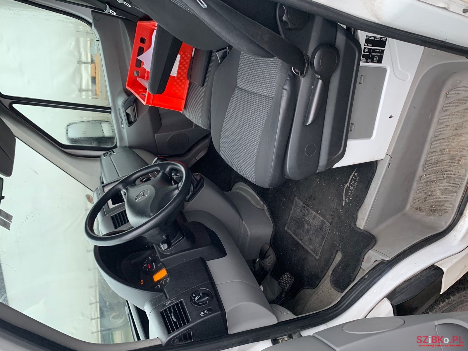 2010' Mercedes-Benz 516 CDI Sprinter photo #5