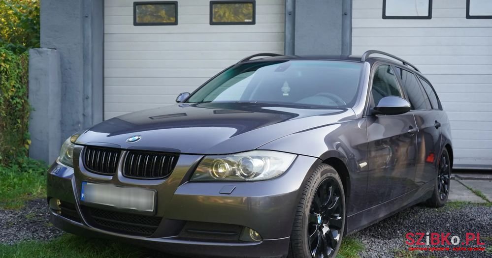 2008' BMW 3 Series photo #4