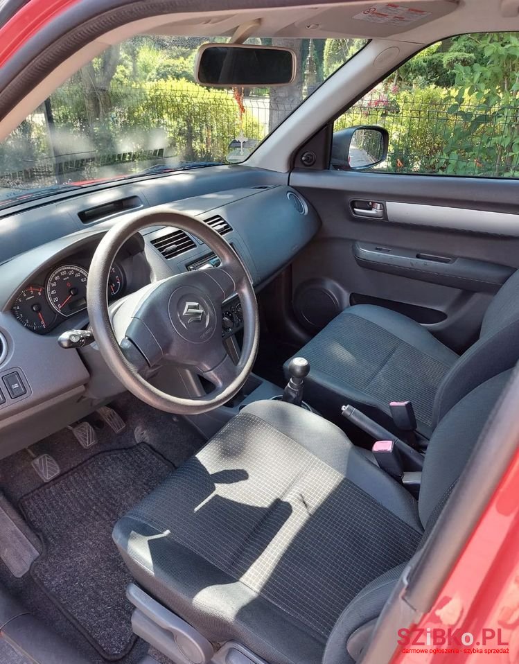 2006' Suzuki Swift 1.3 Club photo #6
