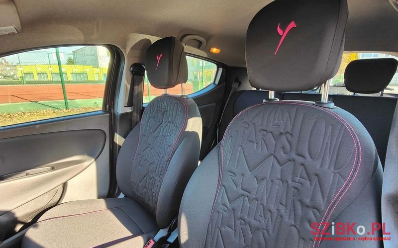 2014' Lancia Ypsilon photo #6
