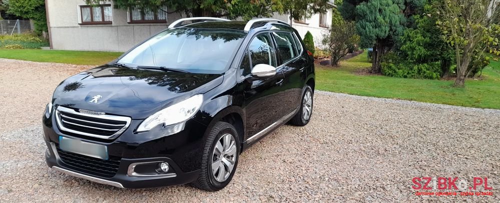 2015' Peugeot 2008 photo #1