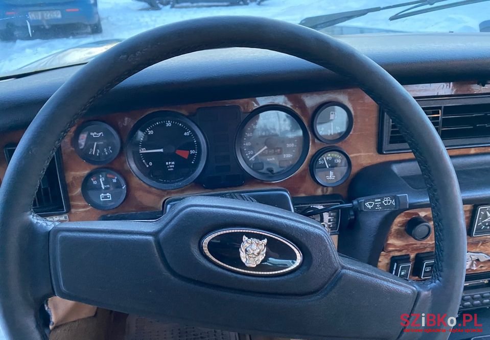 1983' Jaguar XJ photo #6