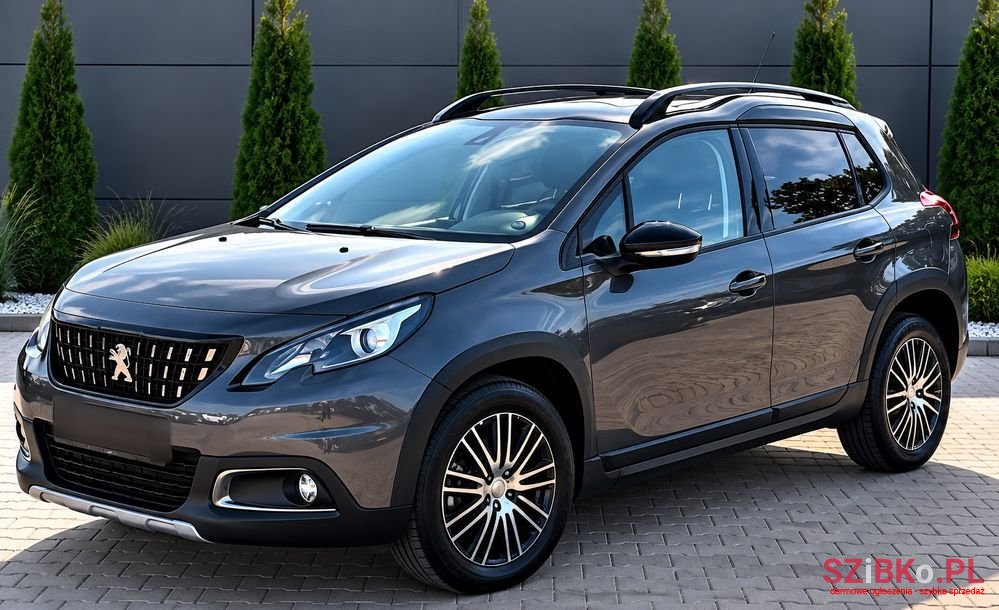 2018' Peugeot 2008 Bluehdi photo #1