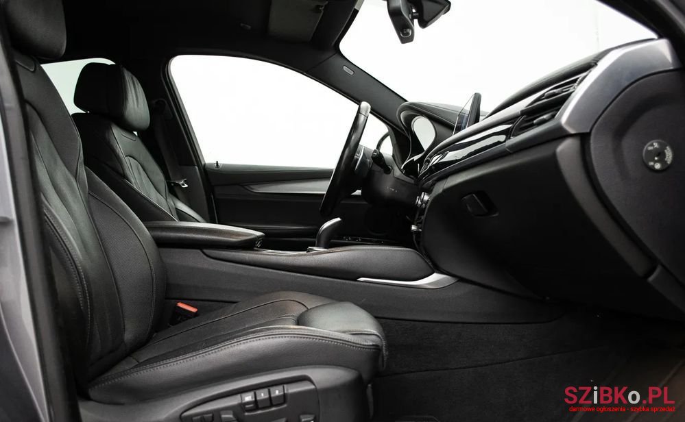 2018' BMW X6 M Sport photo #3