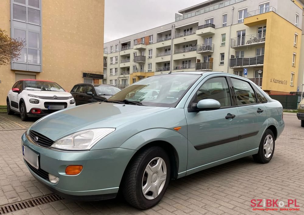 1999' Ford Focus 1.6 Ambiente photo #1