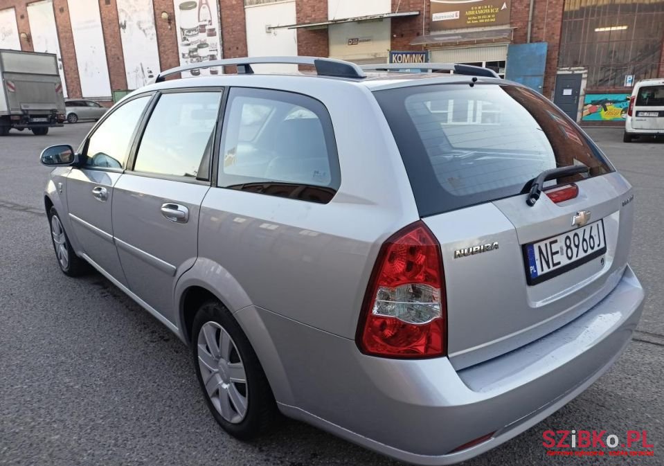 2009' Chevrolet Nubira photo #6