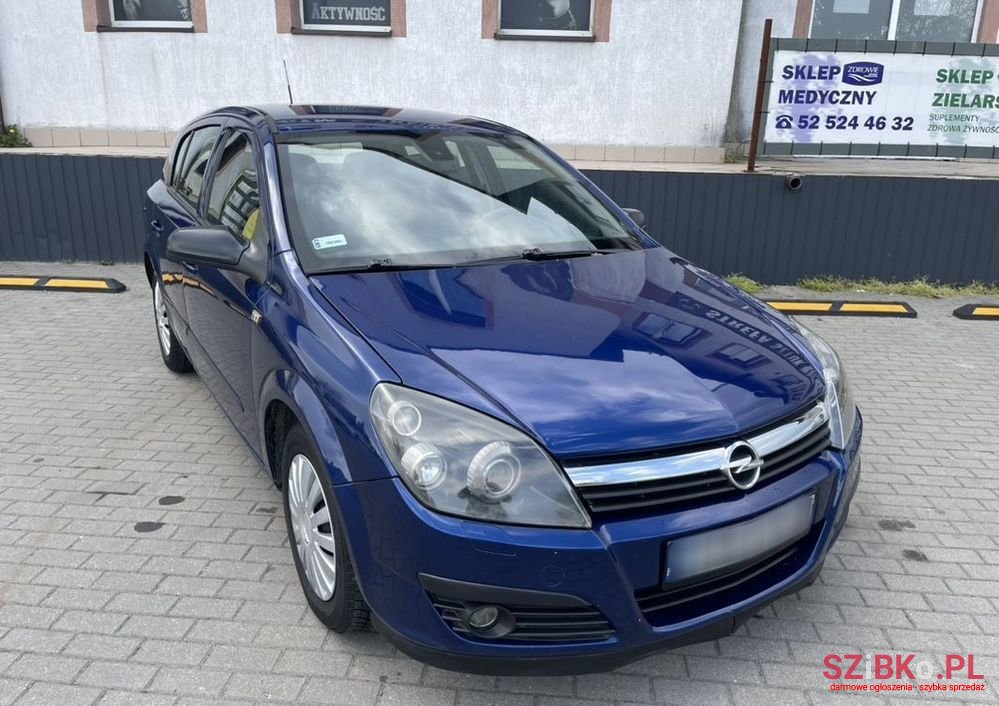 2006' Opel Astra Iii 1.6 Essentia photo #1