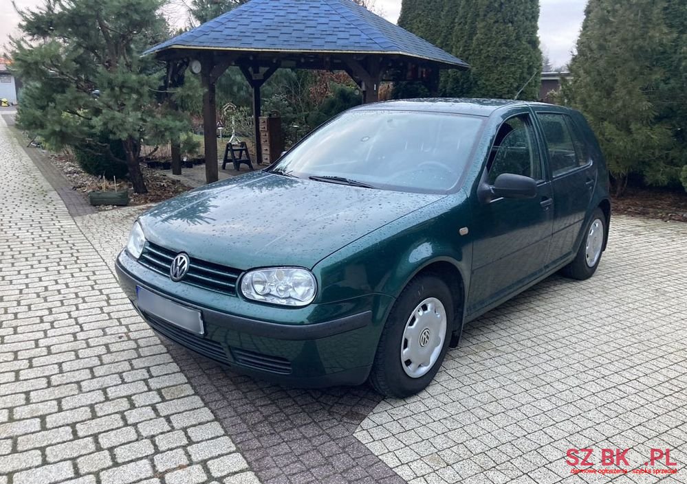 1998' Volkswagen Golf photo #2