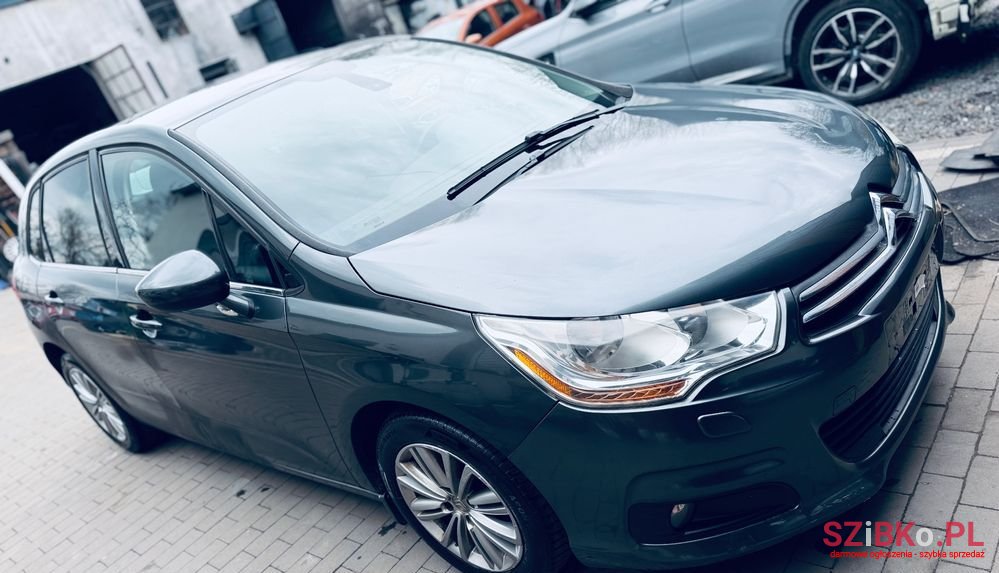 2011' Citroen C4 1.6 Hdi Style photo #3