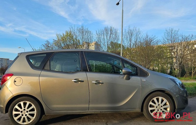 2011' Opel Meriva 1.4 T Cosmo photo #5