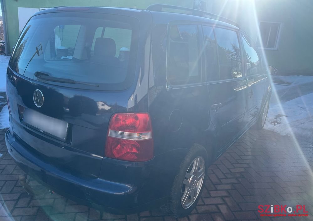 2006' Volkswagen Touran 1.9 Tdi Basis photo #5