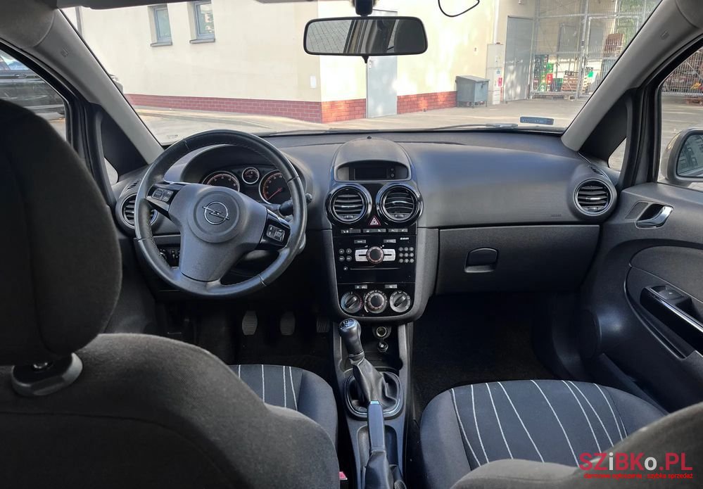 2010' Opel Corsa 1.4 16V 111 photo #6
