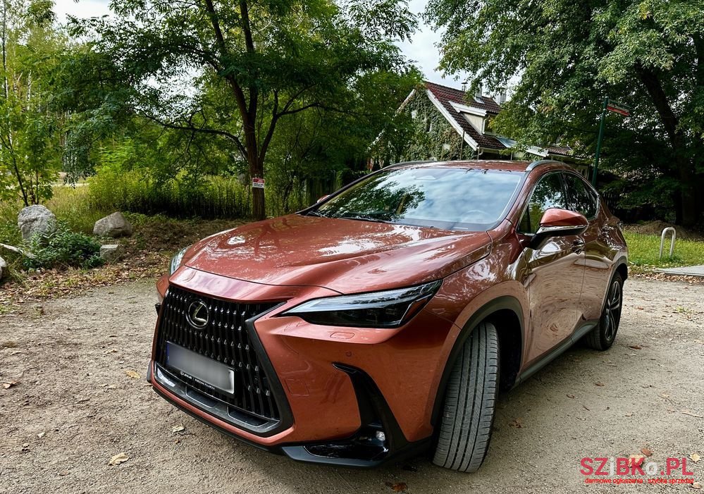 2024' Lexus NX 450H+ Prestige Awd photo #1