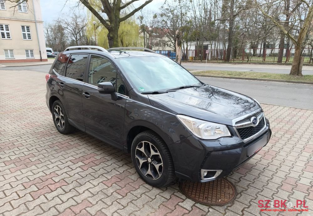 2015' Subaru Forester photo #2