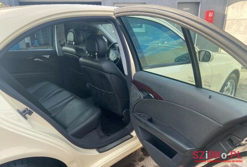 2005' Mercedes-Benz Klasa E photo #3