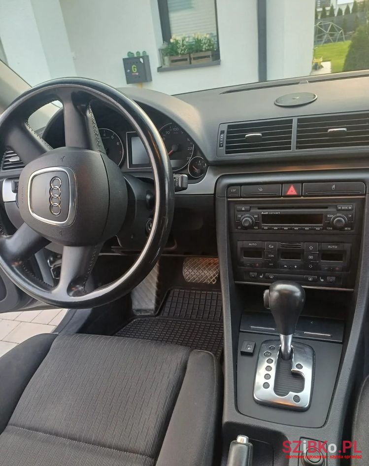 2006' Audi A4 Avant photo #4