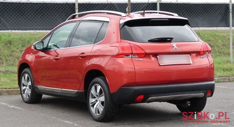 2016' Peugeot 2008 photo #3