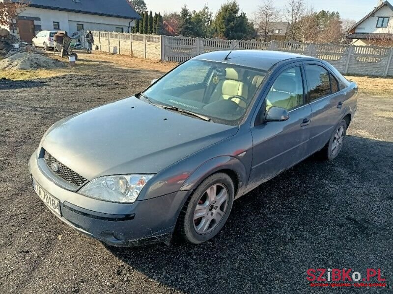 2001' Ford Mondeo photo #2