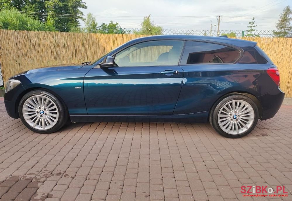 2012' BMW 1 Series photo #5