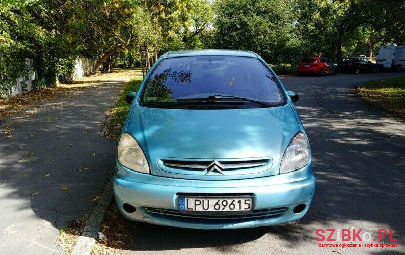 2002' Citroen Xsara Xsara Picasso photo #3