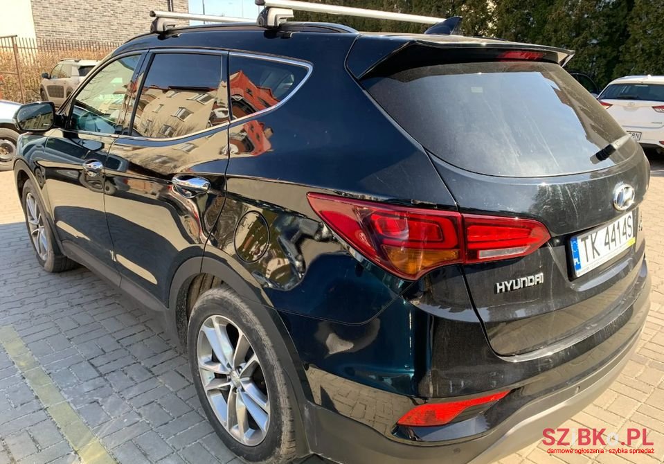 2016' Hyundai Santa Fe photo #3