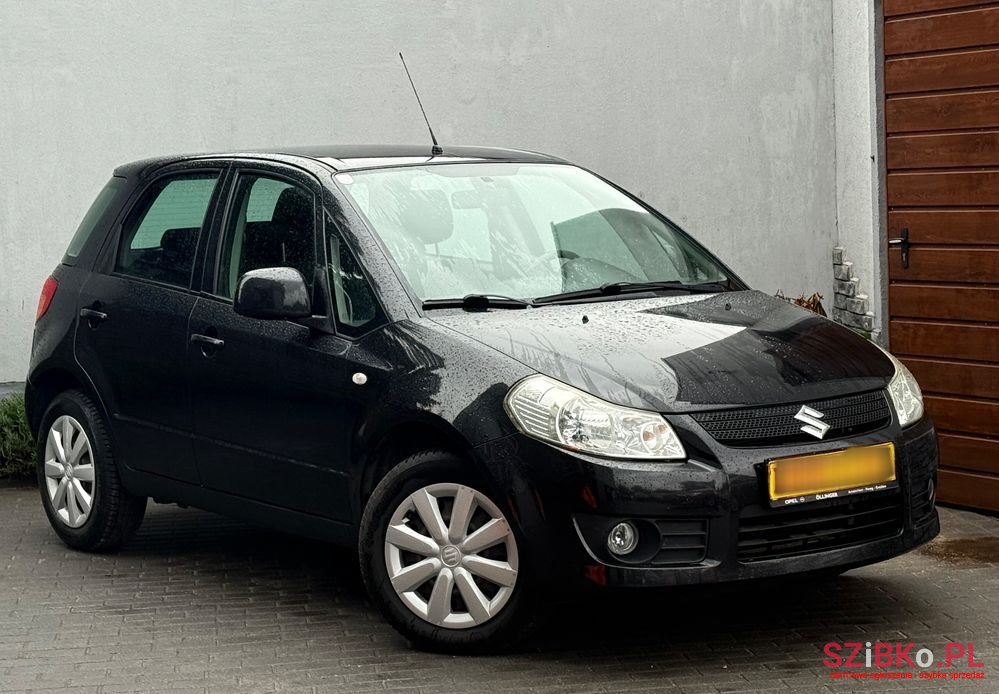 2008' Suzuki SX4 photo #2