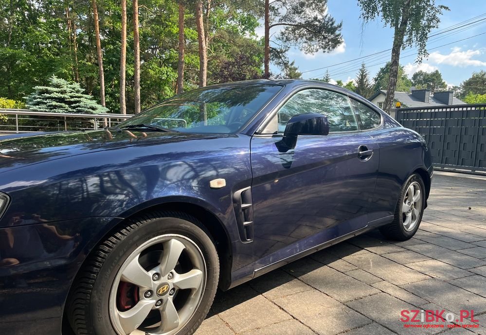 2005' Hyundai Coupe 2.0 Middle photo #2