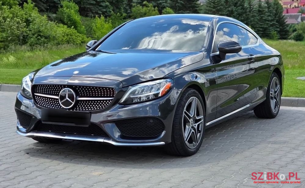 2018' Mercedes-Benz C-Class 300 9G-Tronic Amg Line photo #1