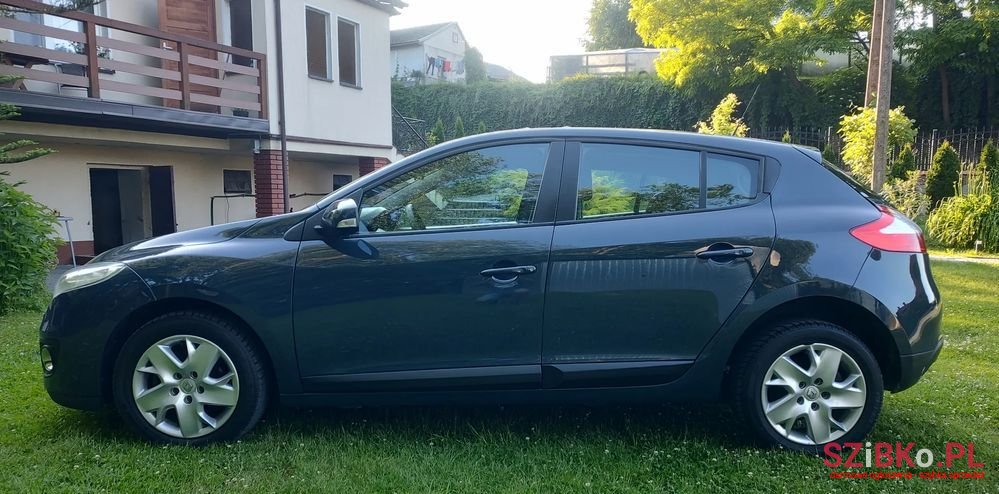 2013' Renault Megane photo #4