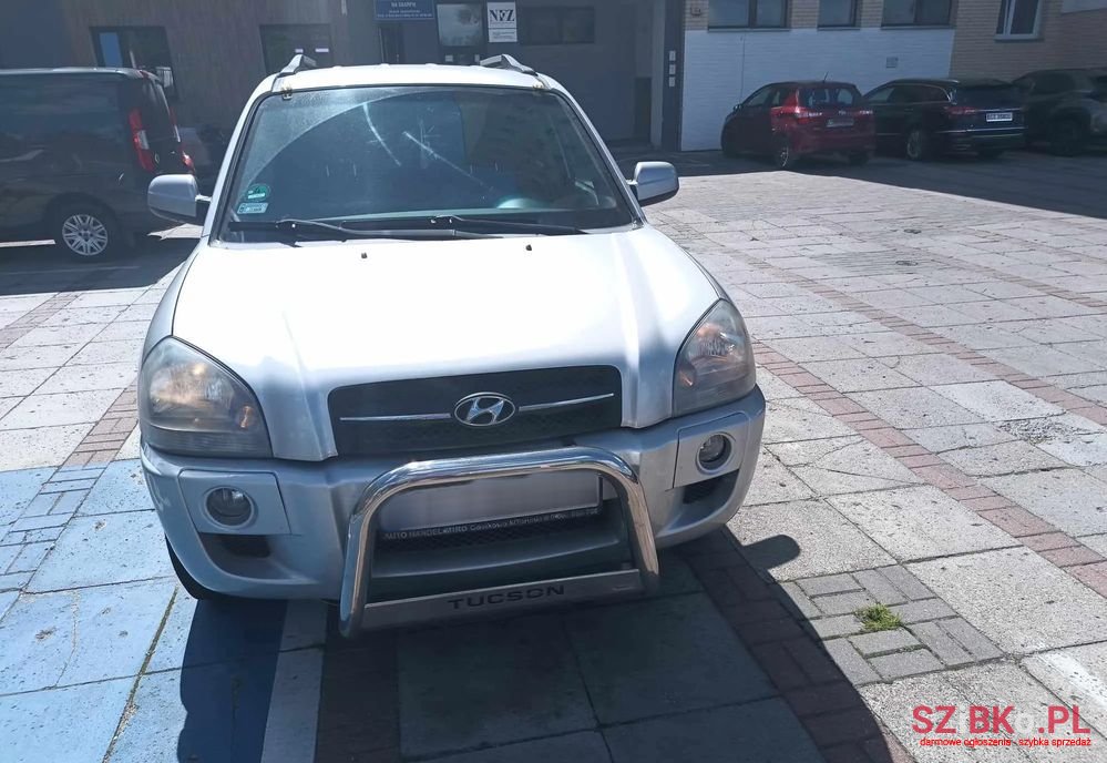 2006' Hyundai Tucson 2.0 Comfort 2Wd photo #1