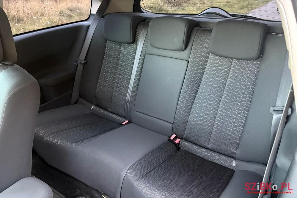 2008' Renault Megane photo #4