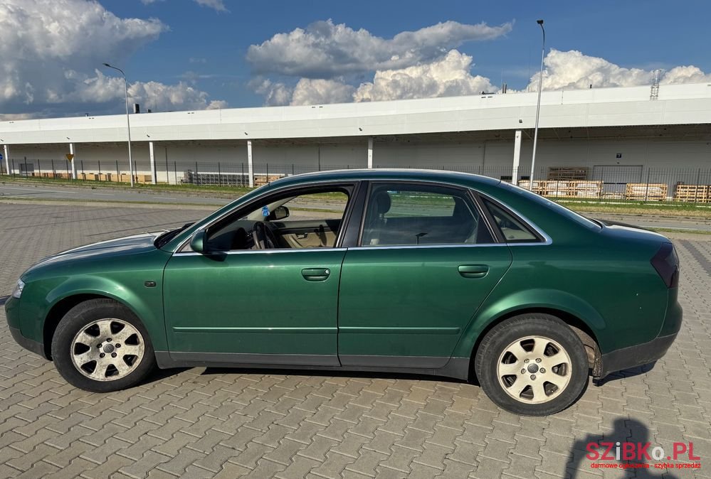 2002' Audi A4 2.0 Multitronic photo #4