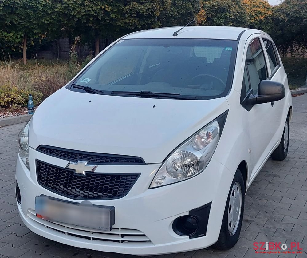 2012' Chevrolet Spark 1.0 photo #1