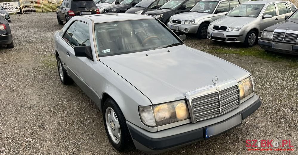 1987' Mercedes-Benz W124 photo #1