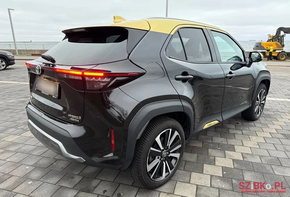 2022' Toyota Yaris photo #4