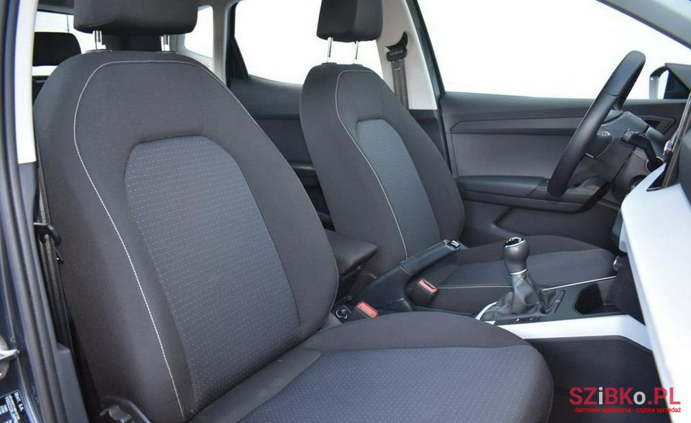 2022' SEAT Arona photo #5