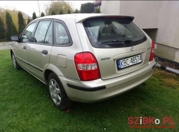 1999' Mazda 323 photo #2