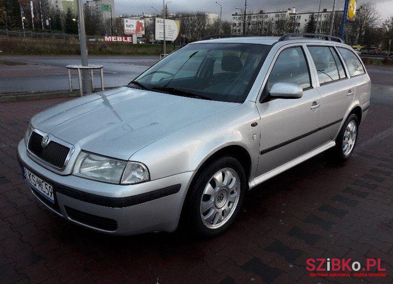 2002' Skoda Octavia photo #1