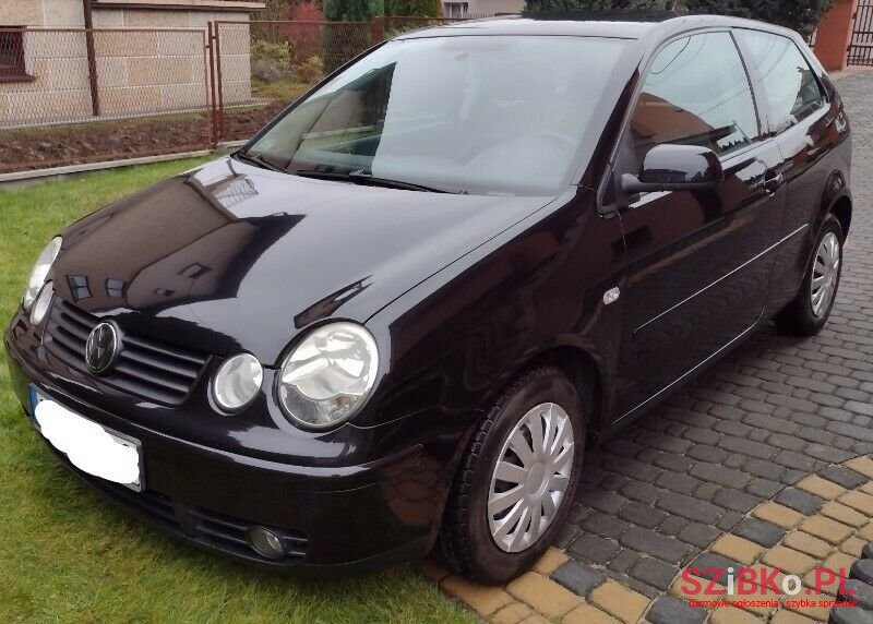 2003' Volkswagen Polo photo #1