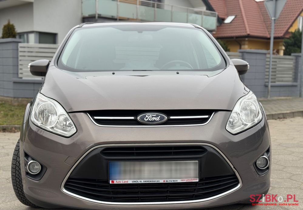 2012' Ford Grand C-MAX photo #3