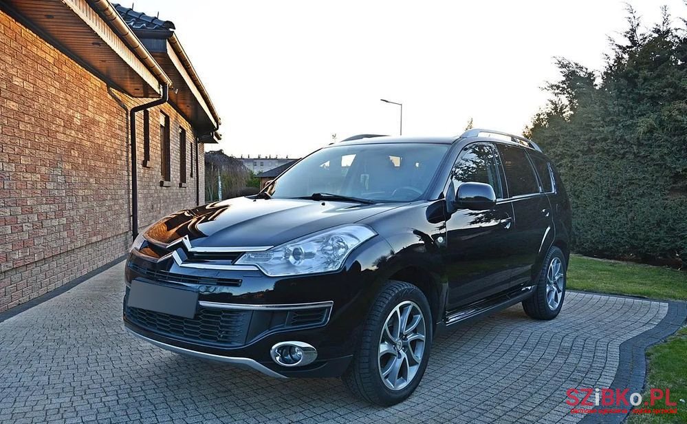 2009' Citroen C-Crosser photo #3