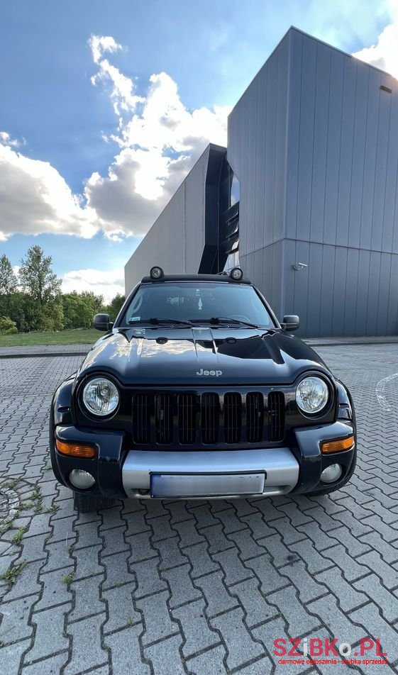 2004' Jeep Cherokee 2.8L Crd Renegade photo #4