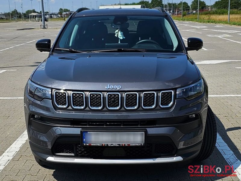 2023' Jeep Compass photo #2
