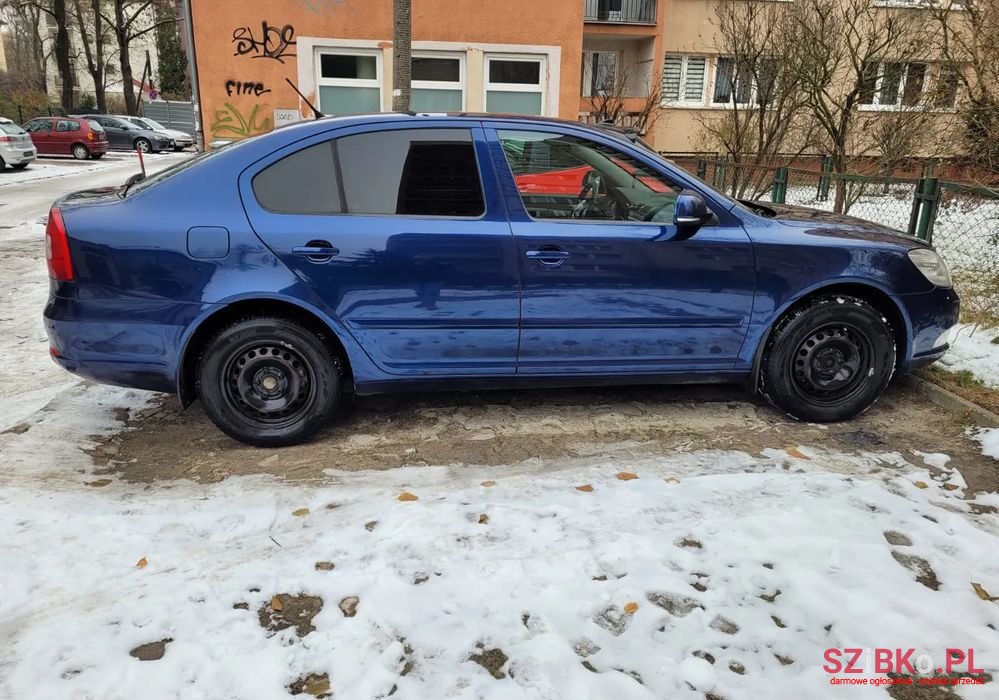 2010' Skoda Octavia 1.6 Tdi Ambition photo #6