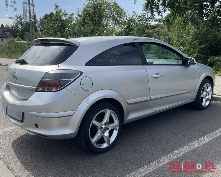 2005' Opel Astra photo #3